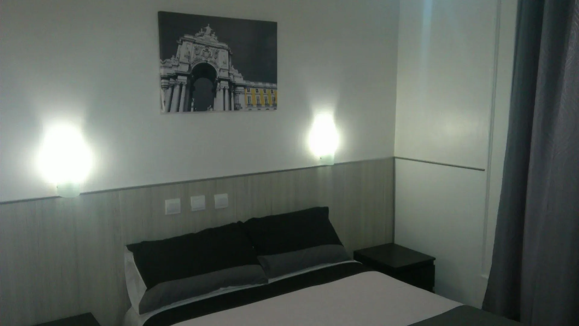 Pensao Estacao Central Lisboa 2*,