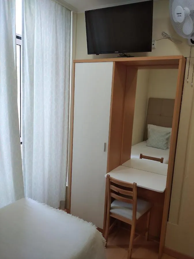 Guest house Pensao Estacao Central Lisbon